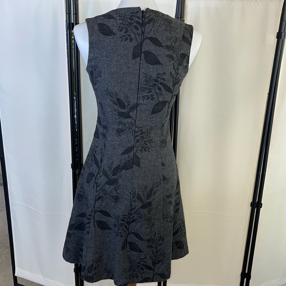 Banana Republic Sleeveless Dress Size 0 EUC - Picture 6 of 12